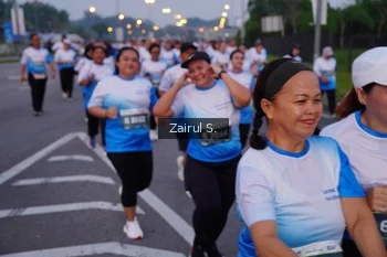 Runner Photo 3387022