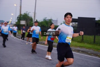 Runner Photo 3387037