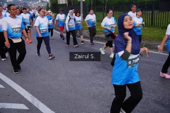 Runner Photo 3387062