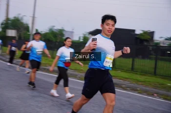 Runner Photo 3387068