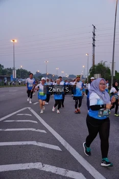 Runner Photo 3387069