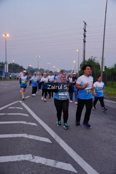 Runner Photo 3387071