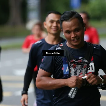 Runner Photo 33873