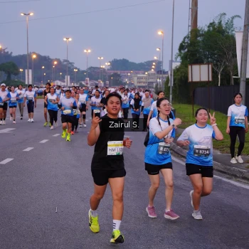 Runner Photo 3387544