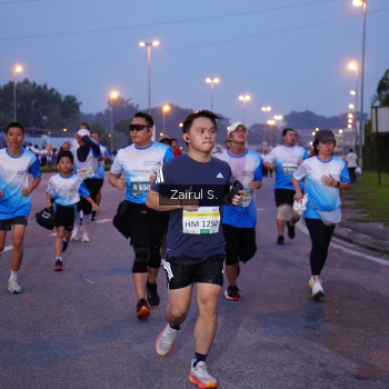 Runner Photo 3388431