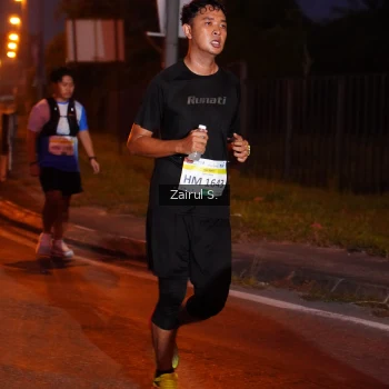 Runner Photo 3390614