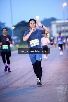 Runner Photo 3396950