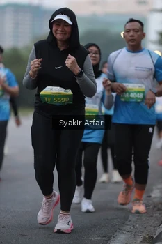 Runner Photo 3402017