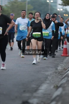 Runner Photo 3402055