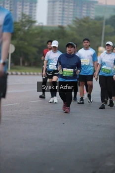 Runner Photo 3402180