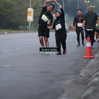 Runner Photo 3402696