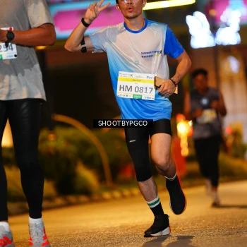 Runner Photo 3403009