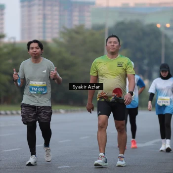 Runner Photo 3403056
