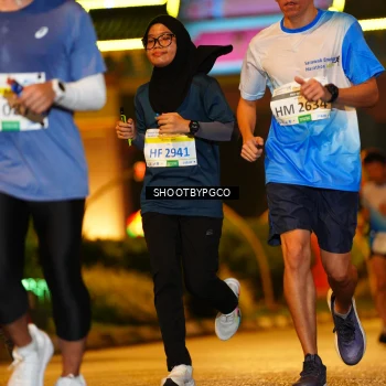 Runner Photo 3403060