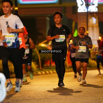 Runner Photo 3403165