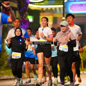 Runner Photo 3403953