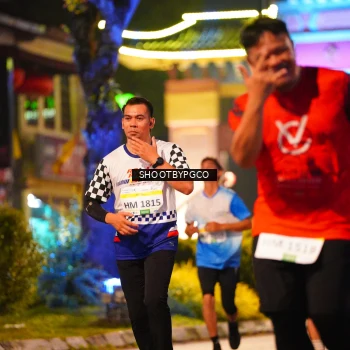 Runner Photo 3403990