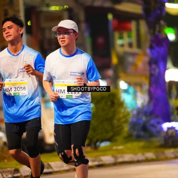 Runner Photo 3404002