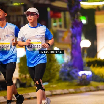 Runner Photo 3404003