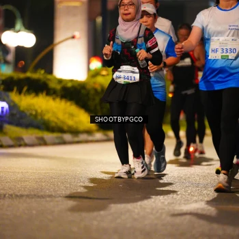 Runner Photo 3404570