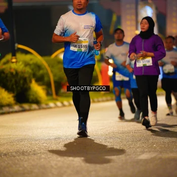 Runner Photo 3404591