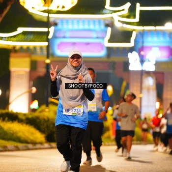 Runner Photo 3404753