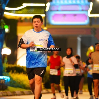 Runner Photo 3404775