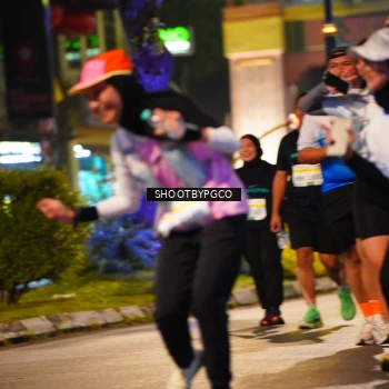 Runner Photo 3404903