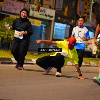 Runner Photo 3404918