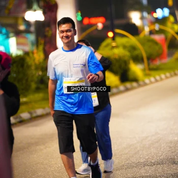 Runner Photo 3404971