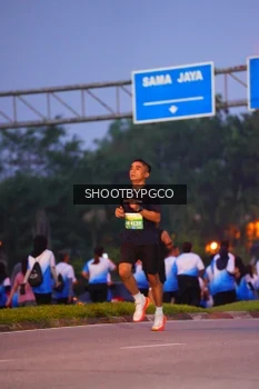 Runner Photo 3405390