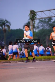 Runner Photo 3405413