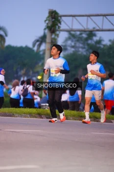 Runner Photo 3405442