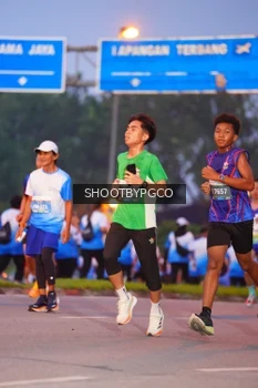 Runner Photo 3405443