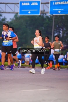 Runner Photo 3405450