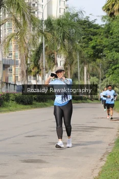 Runner Photo 3406703