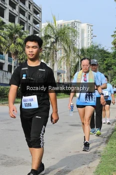 Runner Photo 3409905