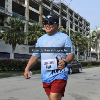 Runner Photo 3409912