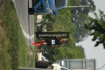 Runner Photo 3409923