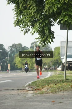 Runner Photo 3409986