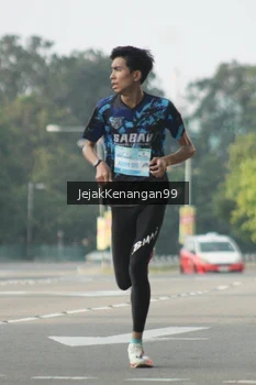Runner Photo 3409988
