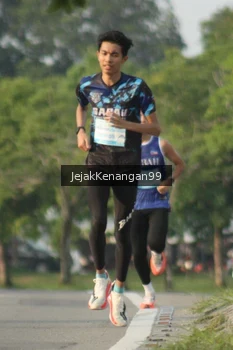 Runner Photo 3409989