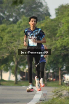 Runner Photo 3409994