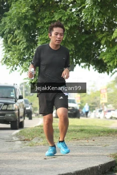 Runner Photo 3410013