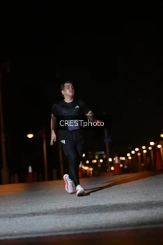Runner Photo 3410200