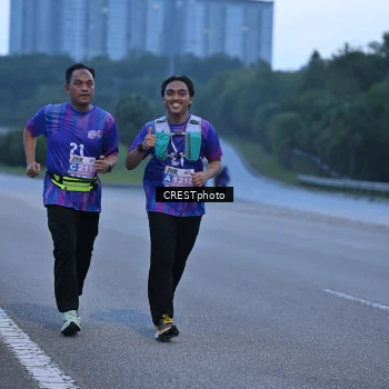 Runner Photo 3411624