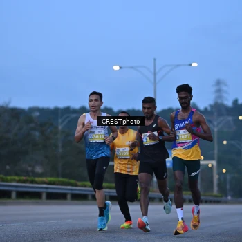 Runner Photo 3411655