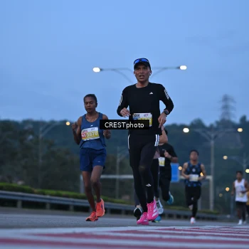 Runner Photo 3411730