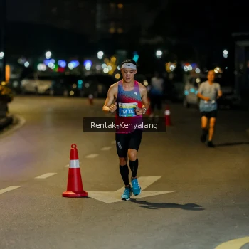 Runner Photo 3415439