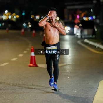 Runner Photo 3415624